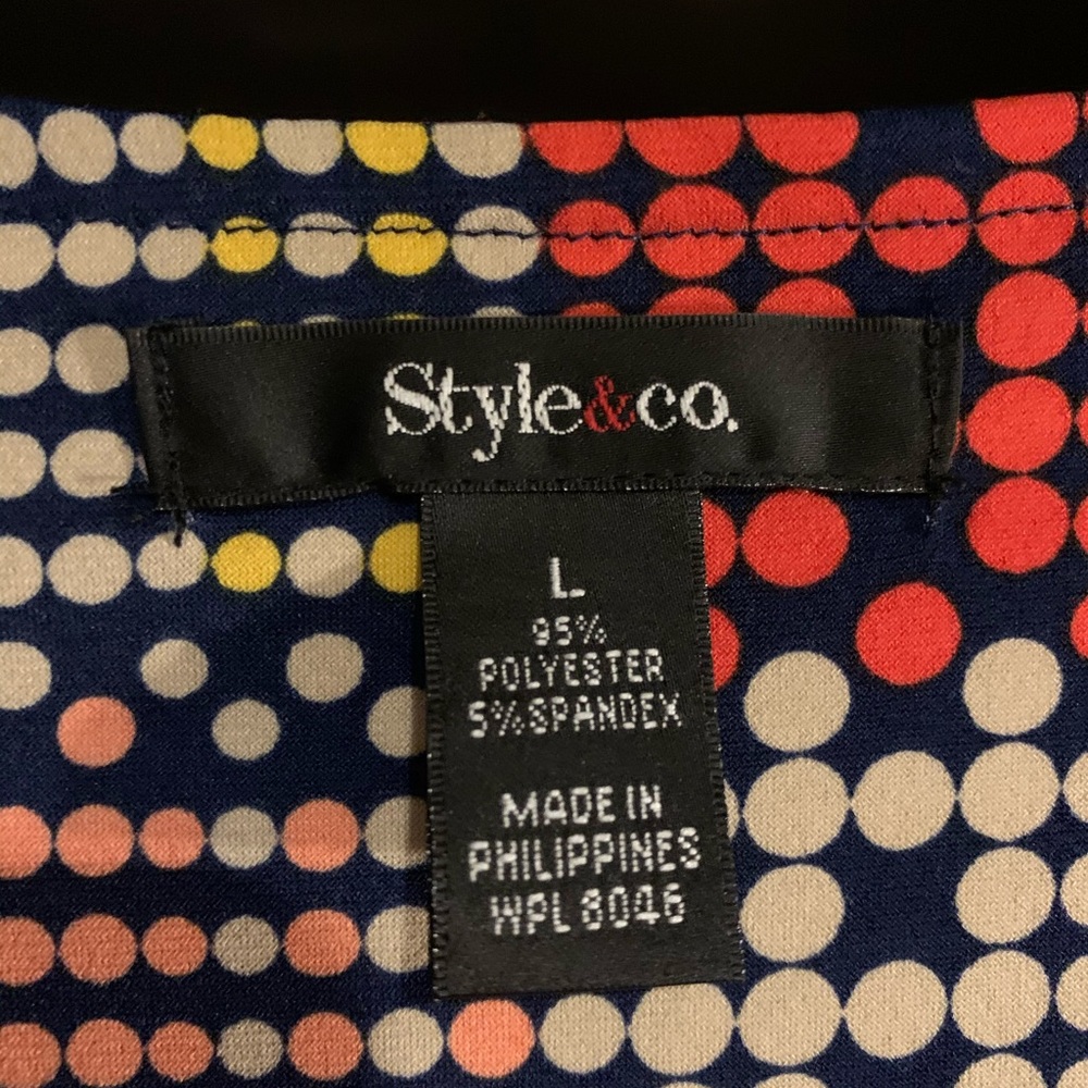 Style&Co Size Large - Picture 2 of 4